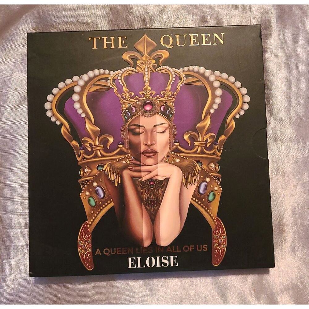 Eloise the Queen eyeshadow palette